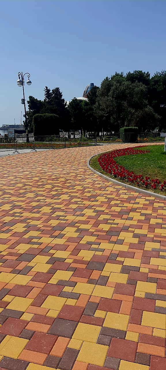 Bakı Dənizkənarı Bulvar